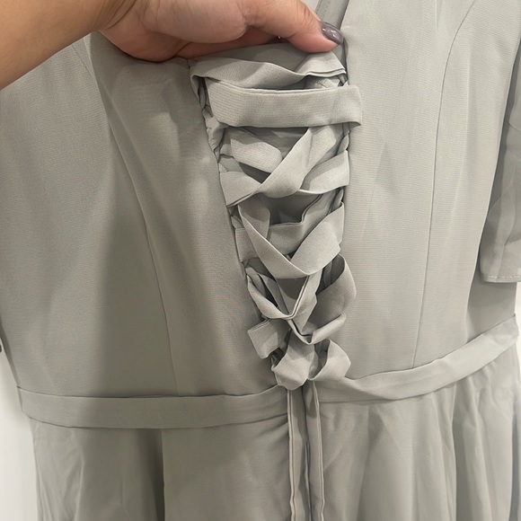 Dress - Picture 4 of 4